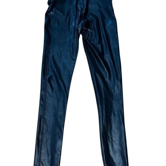 Spanx Faux Leather High Waist Leggings Size Petite Small - Picture 2 of 3